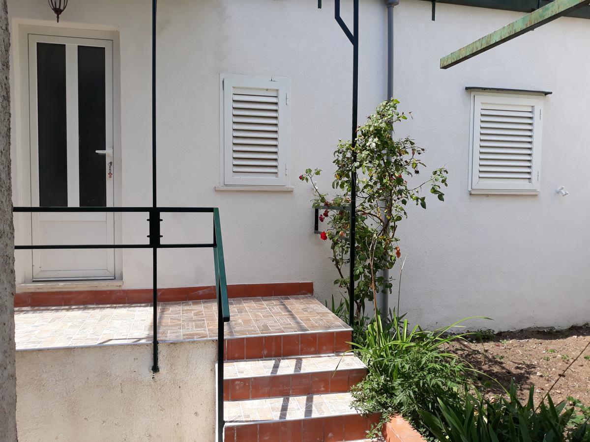 Studio Apartment Garden Дубровник Экстерьер фото